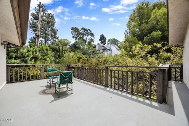 1742 Hill Drive, South Pasadena, CA 91030