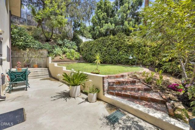 1742 Hill Drive, South Pasadena, CA 91030