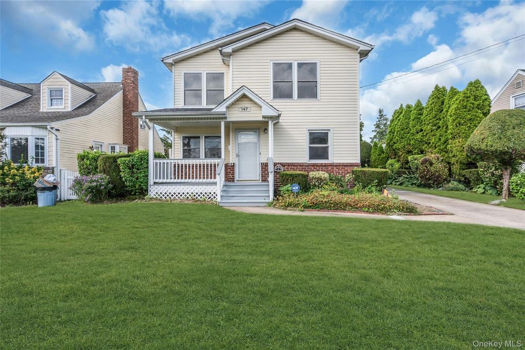 147 Broadway, West Hempstead, NY 11552 — exterior