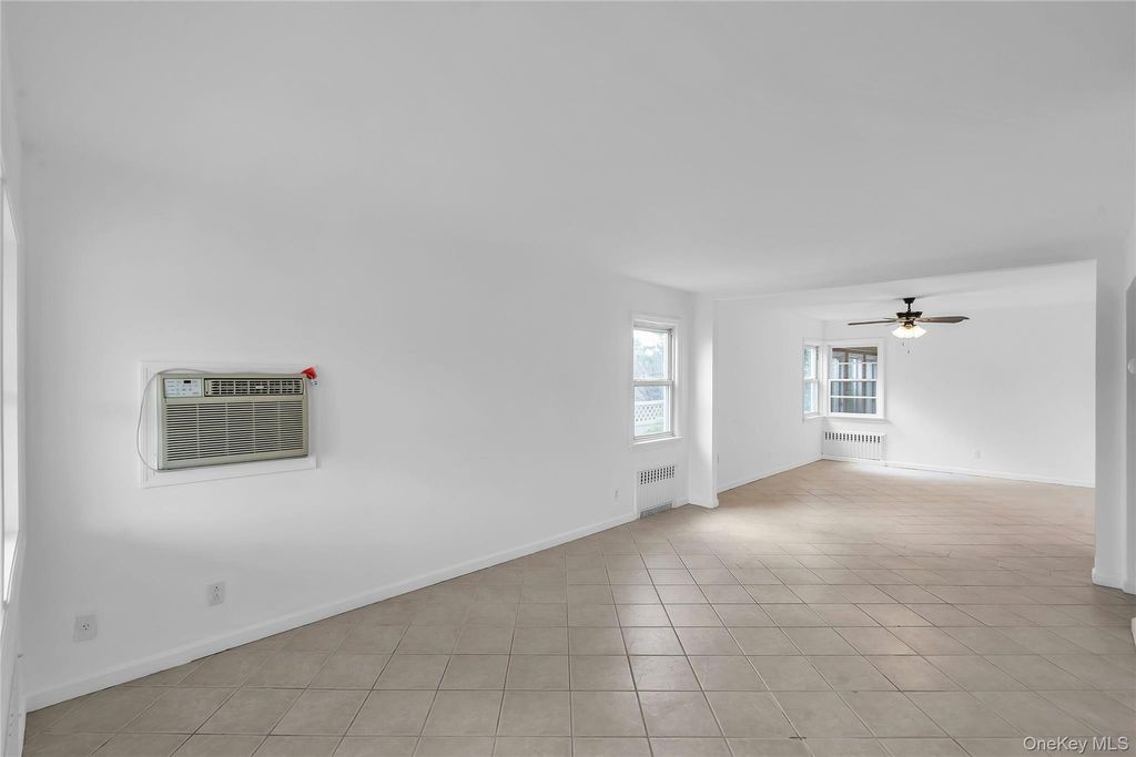 147 Broadway, West Hempstead, NY 11552 — photo 3