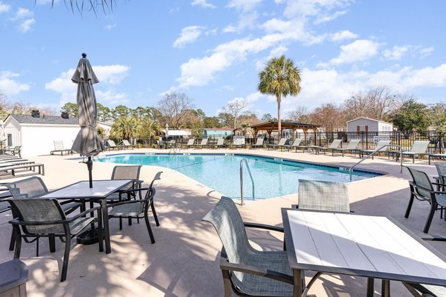 53 Crooked Island Circle, Murrells Inlet, SC 29576