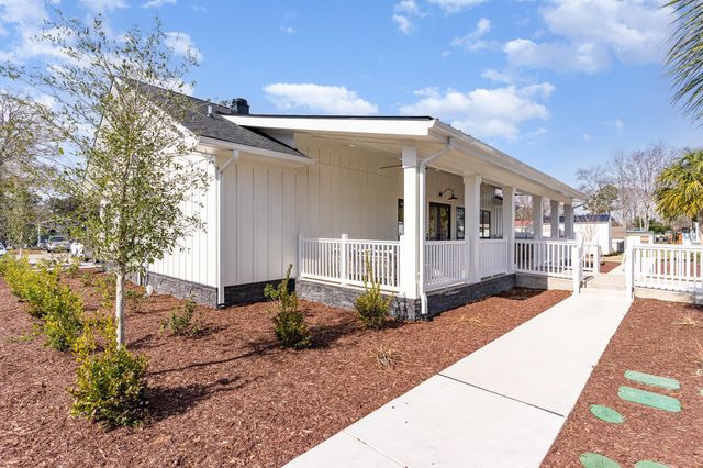 53 Crooked Island Circle, Murrells Inlet, SC 29576