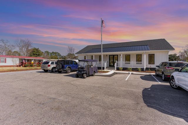 53 Crooked Island Circle, Murrells Inlet, SC 29576