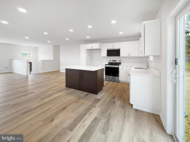 197 ECHO DR, Chambersburg, PA 17202