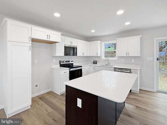 197 ECHO DR, Chambersburg, PA 17202