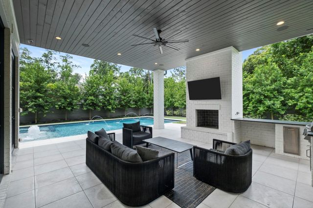 337 Folwell Lane, Houston, TX 77024