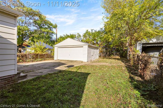 15011 Bringard Drive, Detroit, MI 48205