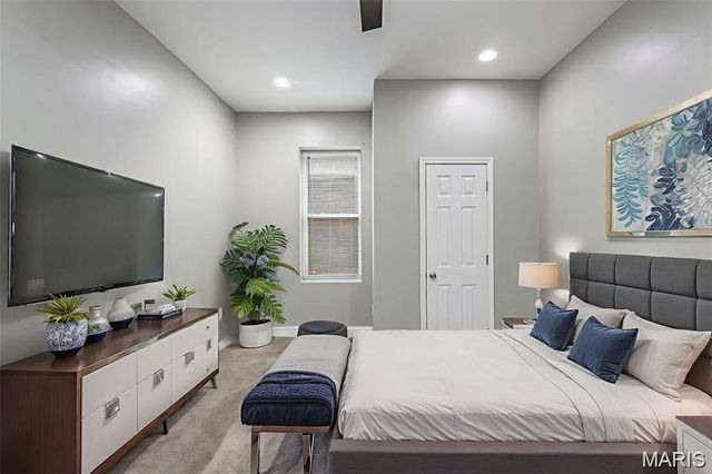 7915 S Broadway, St Louis, MO 63111