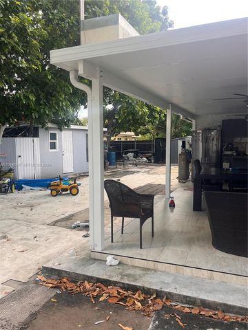 1195 NW 130th St, North Miami, FL 33168
