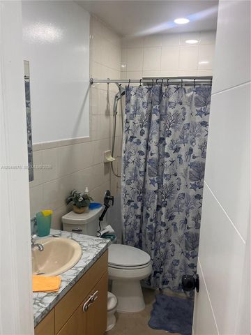 1195 NW 130th St, North Miami, FL 33168