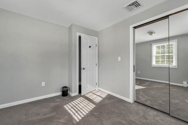 17 Twilight Drive, Nashua, NH 03062