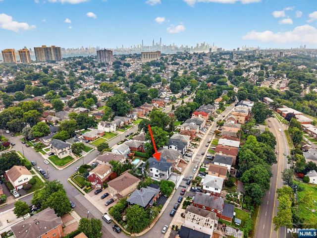 156 Morningside Lane A, Palisades Park, NJ 07650