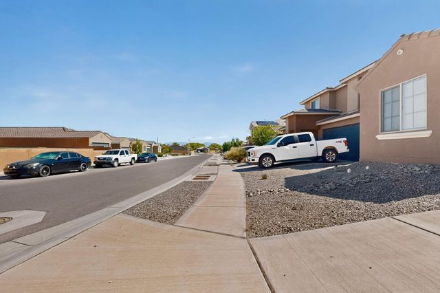 1136 Vallecito Loop NW, Los Lunas, NM 87031