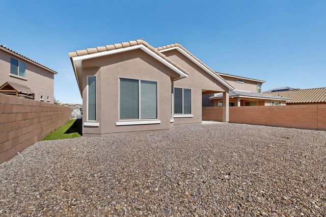 1136 Vallecito Loop NW, Los Lunas, NM 87031