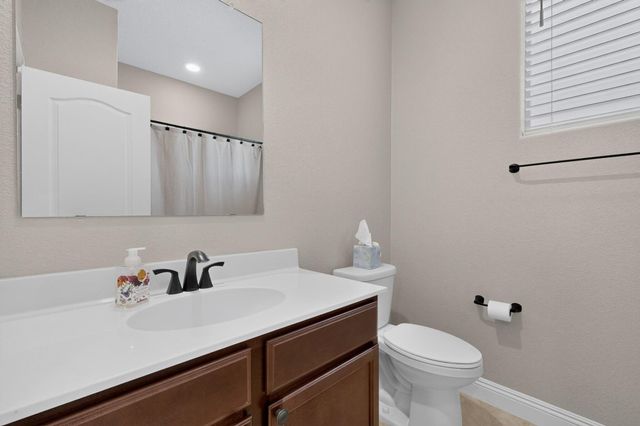 1136 Vallecito Loop NW, Los Lunas, NM 87031