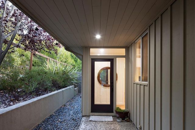 20 Marquard Road, Carmel Valley, CA 93924