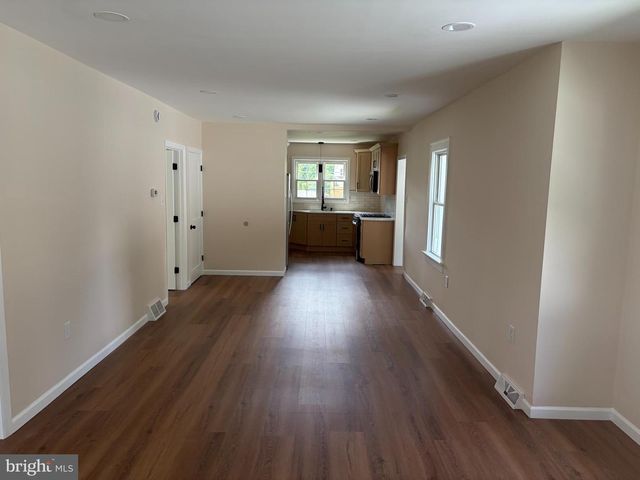 1365 ROOSEVELT BLVD, Vineland, NJ 08361