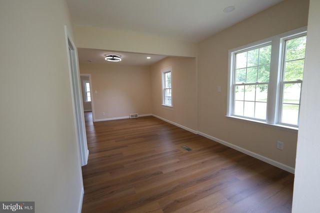 1365 ROOSEVELT BLVD, Vineland, NJ 08361