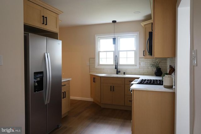 1365 ROOSEVELT BLVD, Vineland, NJ 08361