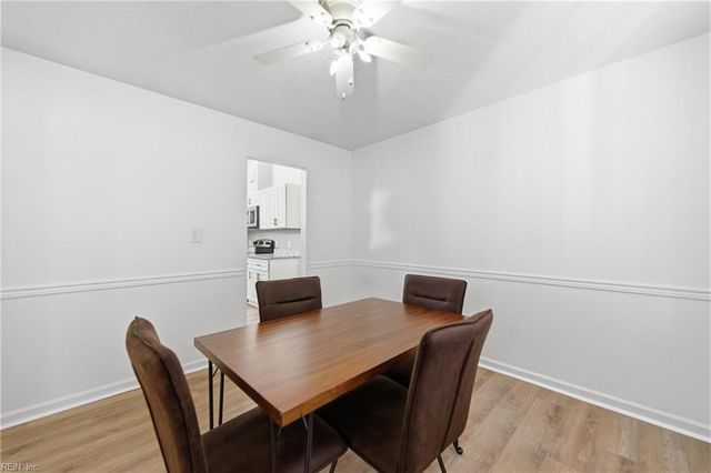 8 Riverview DR, Hampton, VA 23669