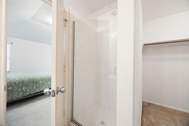 15926 Colonial Bridge Lane, Houston, TX 77073