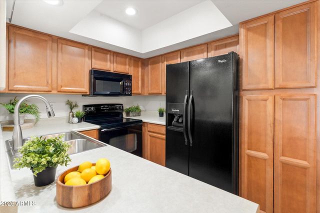 1820 E MORTEN Avenue 119, Phoenix, AZ 85020