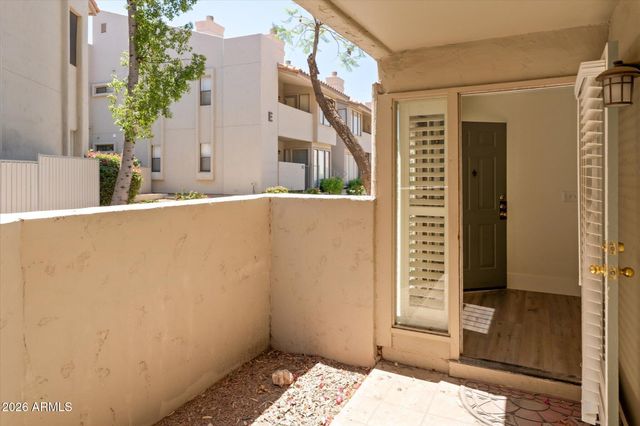 1820 E MORTEN Avenue 119, Phoenix, AZ 85020