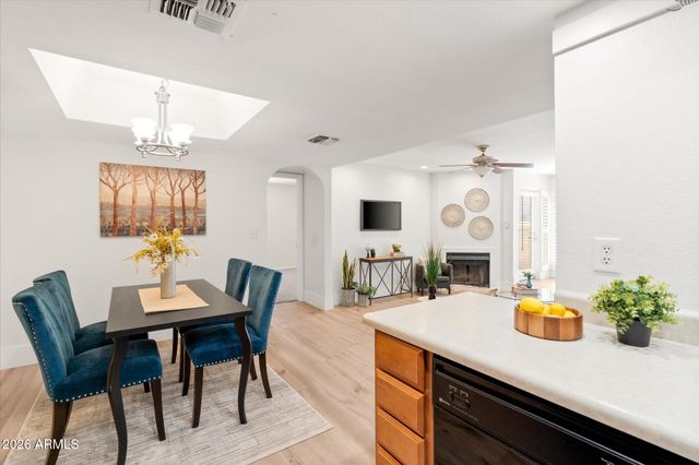 1820 E MORTEN Avenue 119, Phoenix, AZ 85020