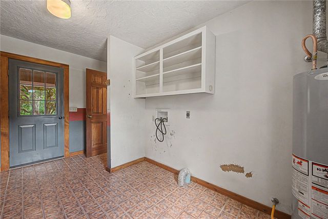 625 Sky Mountain Drive, Rogers, AR 72756