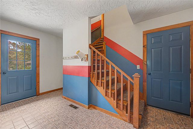 625 Sky Mountain Drive, Rogers, AR 72756