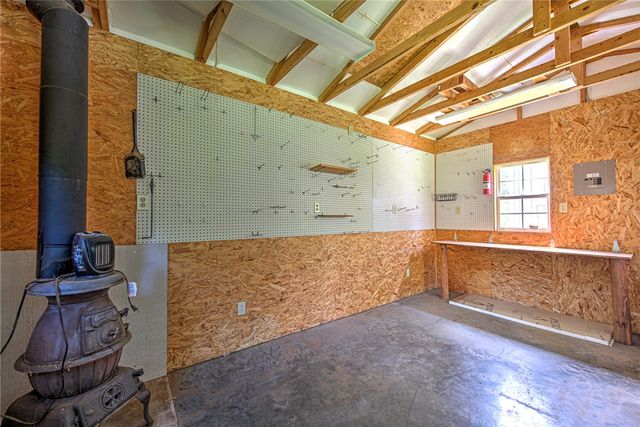 625 Sky Mountain Drive, Rogers, AR 72756
