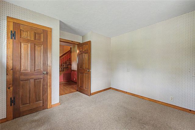 625 Sky Mountain Drive, Rogers, AR 72756