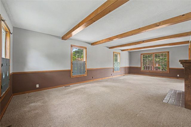 625 Sky Mountain Drive, Rogers, AR 72756