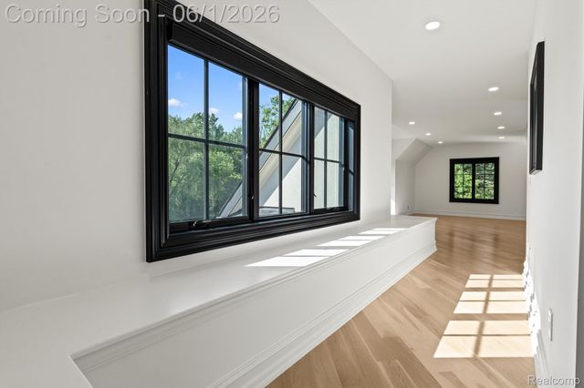 575 Chase Lane, Bloomfield Hills, MI 48304