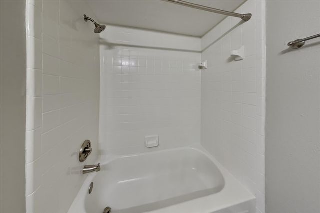 12623 Duchess Lane, Houston, TX 77070