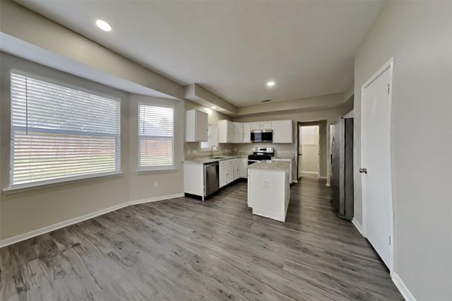 12623 Duchess Lane, Houston, TX 77070