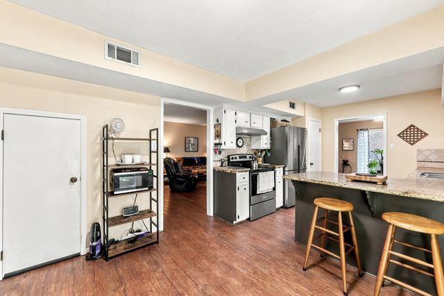 1850 Rollingwood Drive, Huntsville, TX 77340