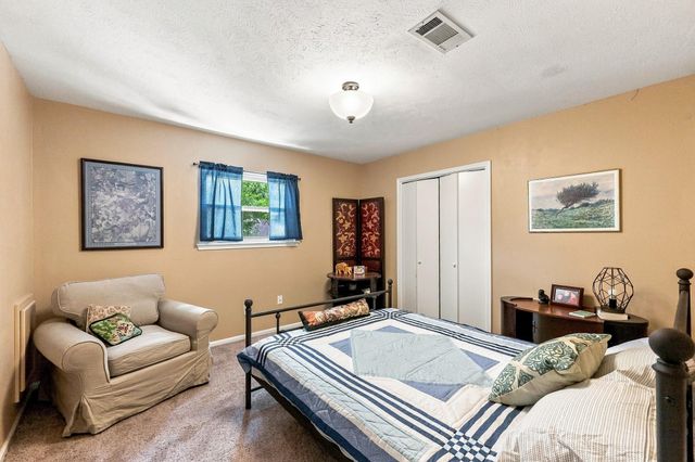 1850 Rollingwood Drive, Huntsville, TX 77340