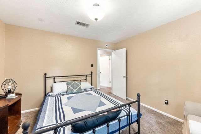 1850 Rollingwood Drive, Huntsville, TX 77340