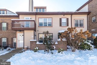 42 DOGWOOD LN #C-6, Horsham, PA 19044
