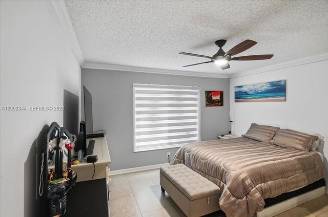 500 SW 167th Ter, Weston, FL 33326