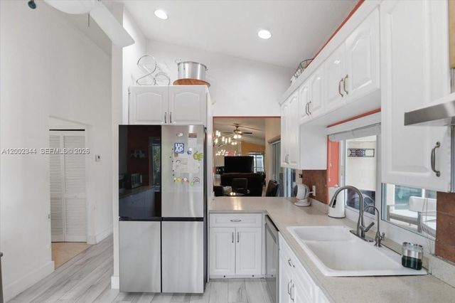 500 SW 167th Ter, Weston, FL 33326