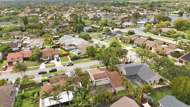 500 SW 167th Ter, Weston, FL 33326