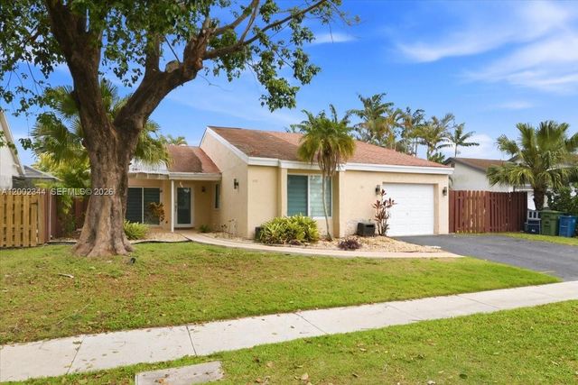 500 SW 167th Ter, Weston, FL 33326
