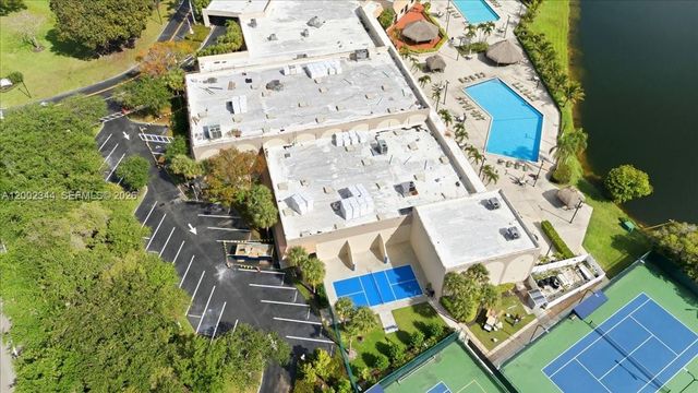 500 SW 167th Ter, Weston, FL 33326