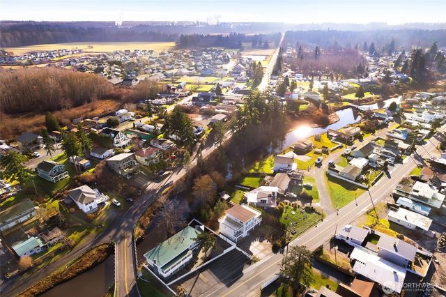 7417 Jackson Road, Blaine, WA 98230