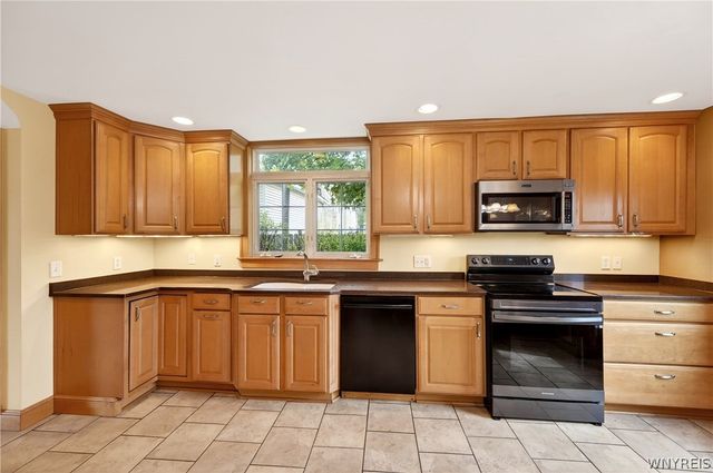 20 Arundel Road, Buffalo, NY 14216