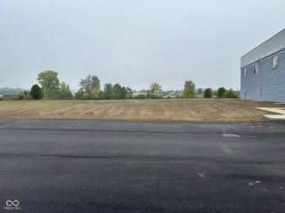 8903 E Motorsports Way, Brownsburg, IN 46112