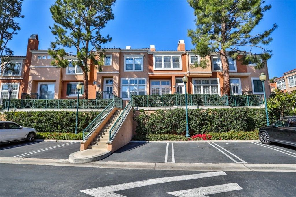 Image 1 of property listing at 5 Arese Aisle, Irvine, CA 92606