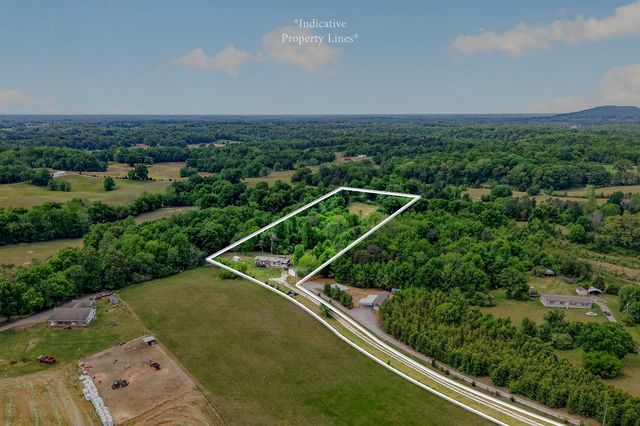 160 Apple Blossom ln, Rock Island, TN 38581